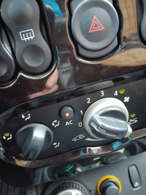 Vind DACIA DUSTER (4 4),1,5dci  - imagine 6