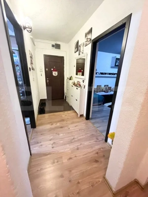 Apartament 3 camere, 67 mp, zona Micro 11 - imagine 11