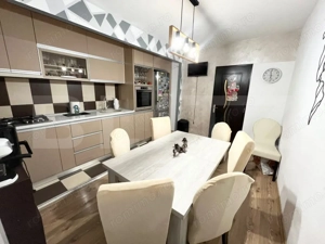 Apartament 3 camere, 67 mp, zona Micro 11 - imagine 9