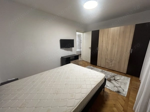 3 Camere Vatra Luminoasa - imagine 4