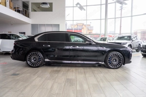 BMW Seria 7 M 760 e xDrive - imagine 4