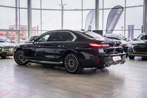 BMW Seria 7 M 760 e xDrive - imagine 7