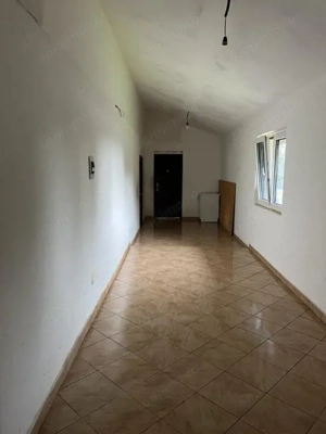Casa de vanzare, cu 3 camere, 80 mp, 900 mp teren, Siret - imagine 9