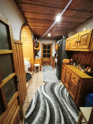 Casa de vanzare, cu 3 camere, 80 mp, 900 mp teren, Siret - imagine 6