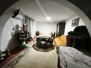 Casa de vanzare, cu 3 camere, 80 mp, 900 mp teren, Siret - imagine 3