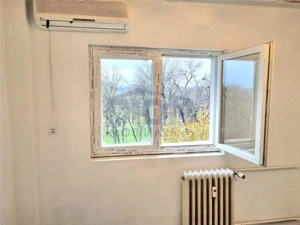 APARTAMENT 2 CAM CU POTENTIAL, TINERETULUI - imagine 4