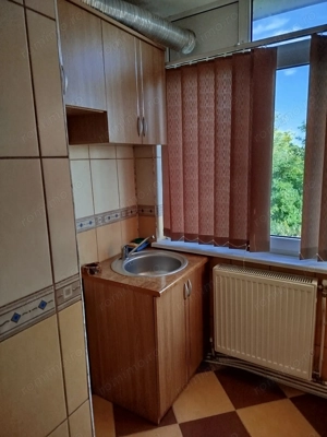 Apartament 2 camere decomandat etaj 4 Dorohoi - imagine 5