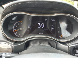 Vând Jeep Grand Cherokee TD AT Overland Edition impecabilă 2015  înmatriculat prima dată în 2017 - imagine 6