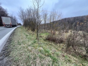 Teren intravilan 6.500 m²–Deschidere 144 ml drum european E81, km 35, Morăresti - imagine 2