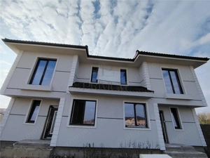 Duplex 5 camere - curte amenajata - zona linistita.