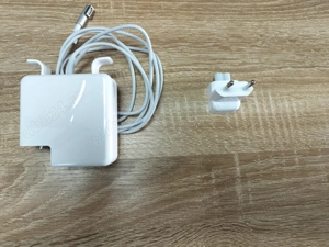 Incarcator laptop Apple 85W, 18.5V 4.6A cu mufa MagSafe.