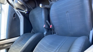 Vând Toyota Yaris an fabricație 2007 - imagine 6