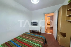 Apartament etaj 1 de vanzare 3 camere 2 bai balcon pivnita Cisnadie - imagine 3