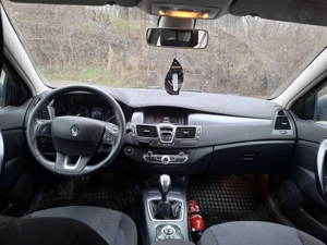 Renault Laguna 3 1.5dci 2010 - imagine 5