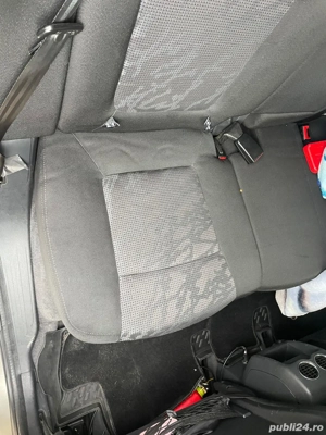 Peugeot 3008 1.6D - imagine 7