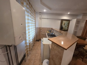 Vand apartament 2 camere et.1 - imagine 2