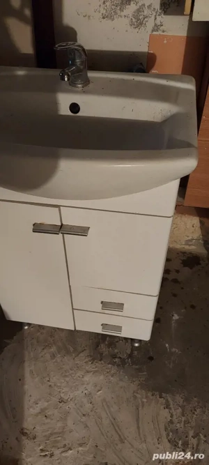 vand corp baie compus din lavoar baterie si dulap ff. putin folosit la jumatate pret - imagine 2