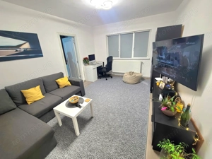 Vand 2 cam semicentru modern