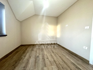 Casa de vanzare cu 530 mp teren in localitatea Utvin - imagine 6