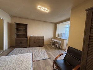 Inchiriez ap.o camera, et.3, suprafata utila de 32 mp.