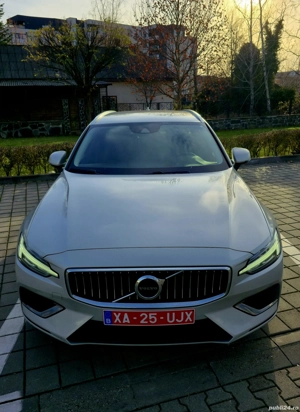 Volvo V60 T6 AWD Recharge - imagine 2
