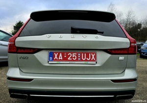 Volvo V60 T6 AWD Recharge - imagine 7