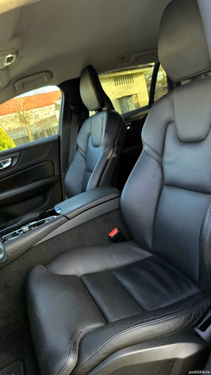 Volvo V60 T6 AWD Recharge - imagine 8