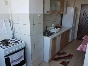 Apartament cu 3 camere 67 mp, etaj intermediar,  situat in zona Vlahuta - imagine 4