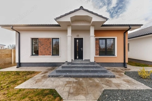 Casa individuala + garaj/apartament