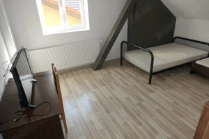 Apartament 3 camere la casă, zona Podgoria, et. 2 - imagine 9