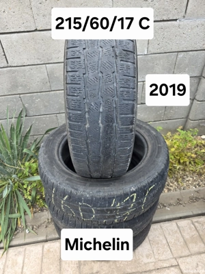 Set 4 anvelope iarna 215/60/17 C