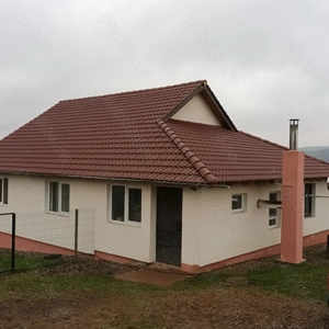 Casă de vacanță sau domiciliu stabil - imagine 3