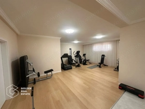Apartament premium, zona Subcetate, 3 camere, 2 bai, loc parcare, sala, piscina - imagine 10