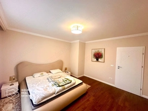 Apartament premium, zona Subcetate, 3 camere, 2 bai, loc parcare, sala, piscina - imagine 8