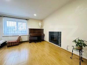 Casă individuală  – Codlea, utilă 240 m², 2 băi & garaj - imagine 3