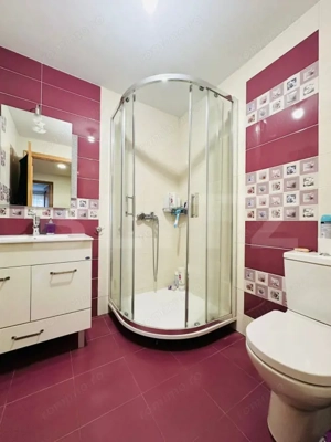 Casă individuală  – Codlea, utilă 240 m², 2 băi & garaj - imagine 5