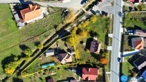 BUDESTI - CASA LANGA ORAS, TEREN 935 MP
 - imagine 3