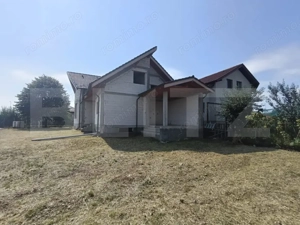 Casă la roșu 182 mp utili – 4 dormitoare + teren 438 mp, zona Orizont - imagine 2