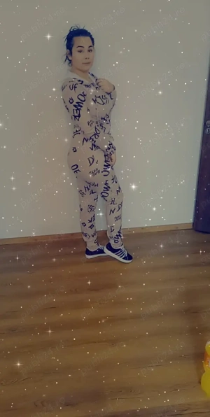 Buna șut țină nu am locație la tine la hotel și la masin acum szut la la Satu mare 