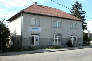 VAND SPATII COMERCIALE. Sighetu Marmatiei str Nicolae Titulescu nr 33. Total 151.66 mp. 790 euro mp.