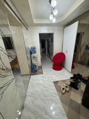 Vând apartament 3 camere Rahova  - imagine 12