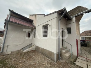 Casa individuala pretabila spatiu comercial teren 400 mp Piata Cluj - imagine 16