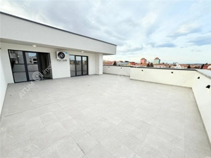 Penthouse cu 4 camere 111 mp utili terasa 78 mp doua locuri parcare - imagine 4