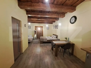Studio nou renovat, în Centrul Istoric al Brașovului – ideal afacere Booking - imagine 4