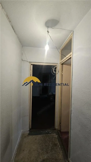 Berceni-Uioara, apartament 3 camere, bloc 4 niveluri - imagine 3