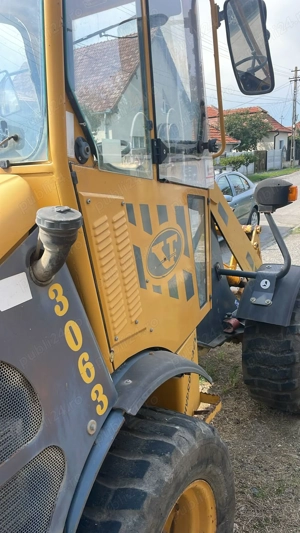 Incarcator frontal VENIERI, greutate 3,50 tone, motor YANMAR , an 2002 - imagine 5