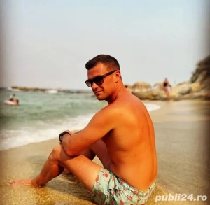 Caut o mica aventură,  eu domn generos  si drăguț 