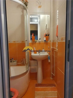 Oltenitei-Iriceanu,apartament 4 camere,bloc reabilitat - imagine 17