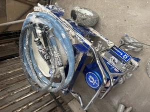 Vând pompă de glet graco T-MAX 506 - imagine 3