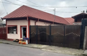Casa curte de vanzare Sos Salaj